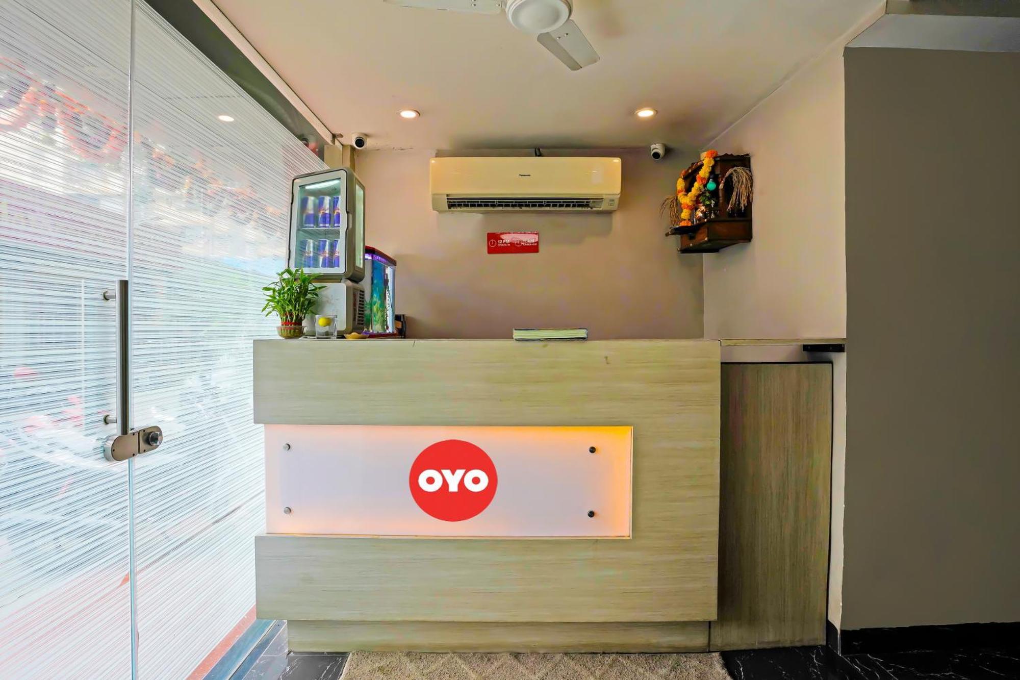 Super Hotel O Homestay Andheri East Мумбай Екстериор снимка