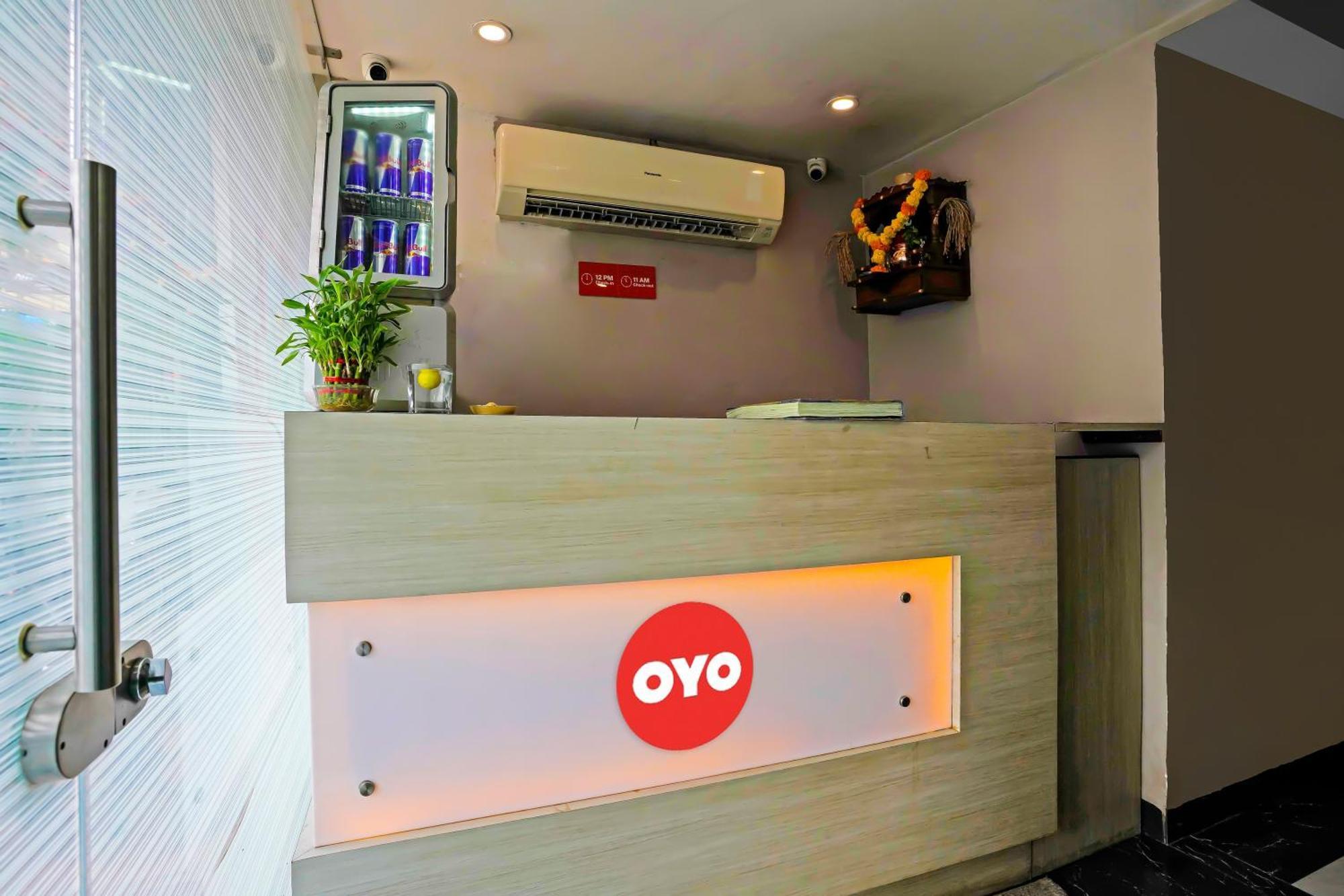Super Hotel O Homestay Andheri East Мумбай Екстериор снимка